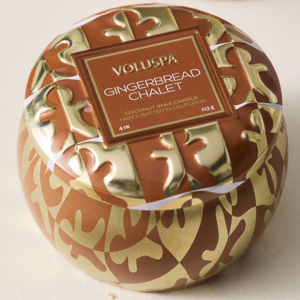 Anthropologie NWT Voluspa Gourmand Gingerbread Chalet Candle 4-ounce - Picture 2 of 2